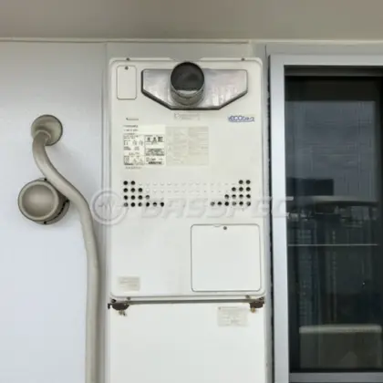 施工前の暖房熱源機（GTH-C2436AWX3H-T）