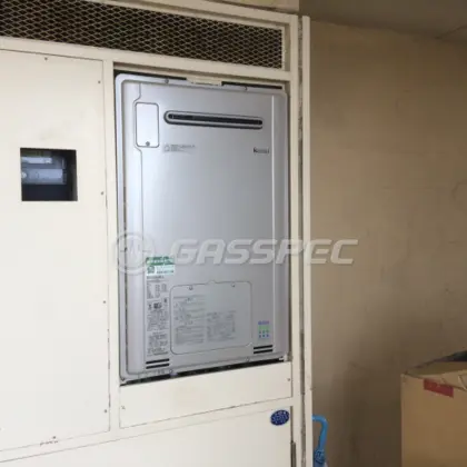 施工後の暖房熱源機（リンナイ RUFH-TE2405SAW2-3）