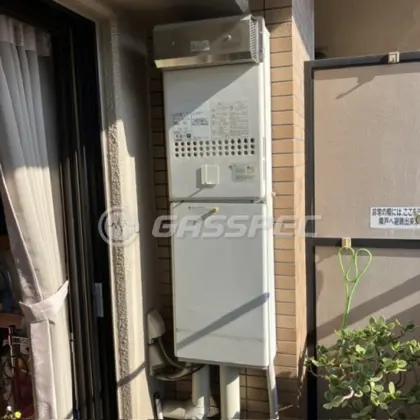 施工前の給湯器（GQ-2427AWX）