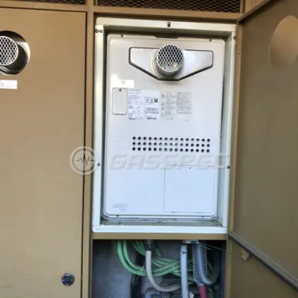 施工前の暖房熱源機（GTH-2434SAWX3H-T）