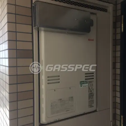 施工後の暖房熱源機（リンナイ RUFH-A2400SAA2-3）
