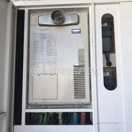 施工前の暖房熱源機（AT4200ARSAW-3-Q56C）