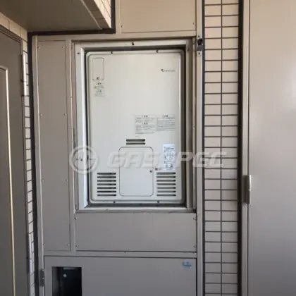 施工前の暖房熱源機（RUFH-2405AU2-3）