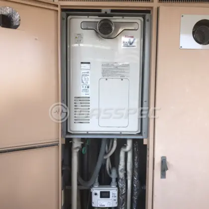 施工前の給湯器（RUFH-V2000SAT）