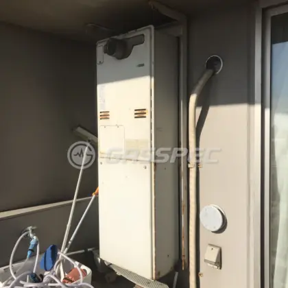 施工前の暖房熱源機（RUFH-V2403AT2-3(A)）