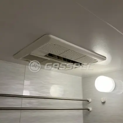 施工前の浴室乾燥機（FD2810J3M）