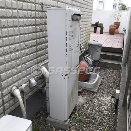 施工前の暖房熱源機（GTH-C2436AWX6H）