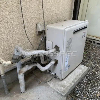施工前の給湯器（RFS-A2003SA）