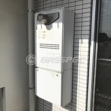 施工前の暖房熱源機（GTH-2434AWX3H-T）