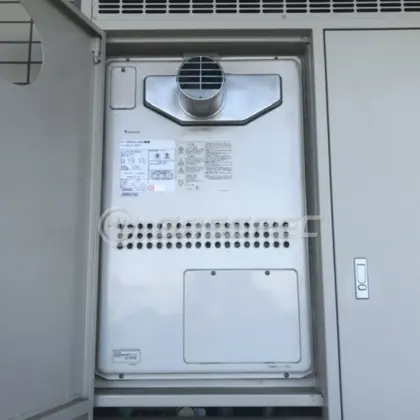 施工前の暖房熱源機（GTH-2413AWXH-T）