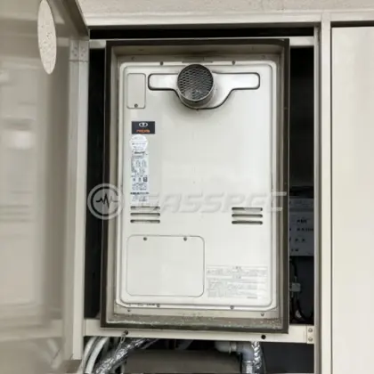 施工前の暖房熱源機（RUFH-V2403SAT2-6）