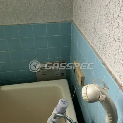 施工前の給湯器（HOL-1670AQ）