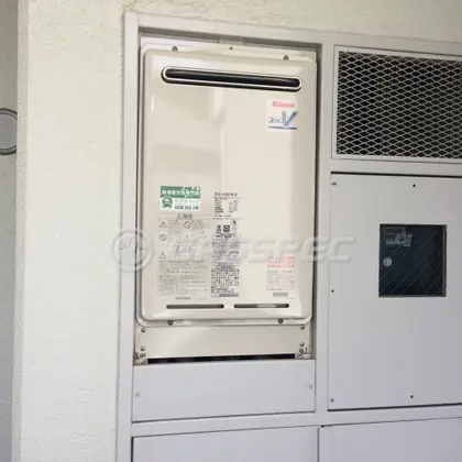 施工後の給湯器（リンナイ RUJ-V2401W(A)）