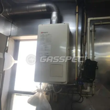 施工前の給湯器（GQ-2037WS-FFA-1）