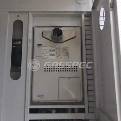 施工前の暖房熱源機（GTH-2434AWX3H-T）