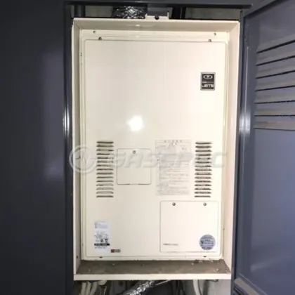 施工前の暖房熱源機（YG2433RH）