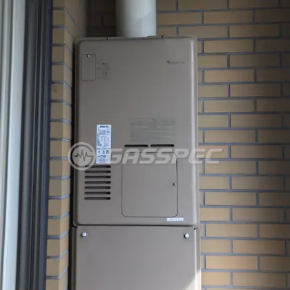 施工前の暖房熱源機（RUFH-V2400AU2-3）