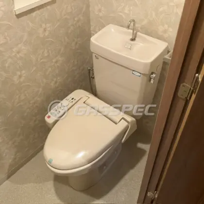 施工前のトイレ（C-45PU　DT811Z）