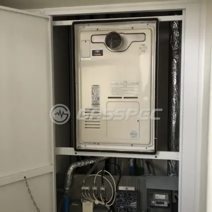 施工前の暖房熱源機（RUFH-V2400SAT2-6）