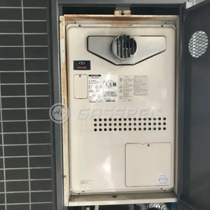 施工前の暖房熱源機（GTH-2434AWX6H-T）