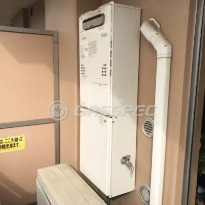 施工前の暖房熱源機（GTH-C2441AWX3H）