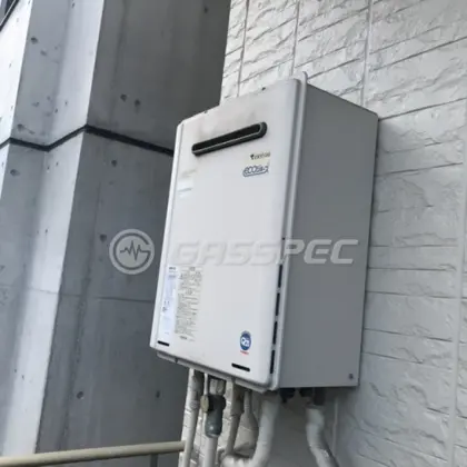 施工前の暖房熱源機（KG-S824RFWB-R）