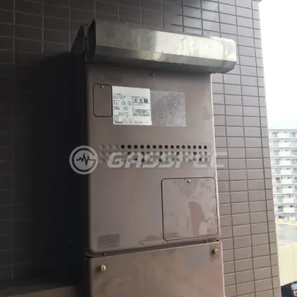 施工前の暖房熱源機（GTH-2434AWX3H）