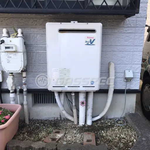 交換前の給湯器（リンナイ RUF-A2400SAW）