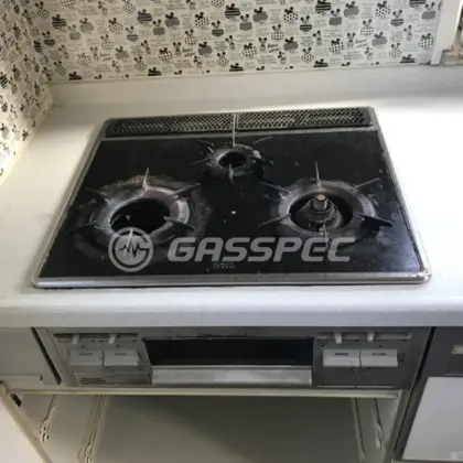 施工前のビルトインガスコンロ（RBG-N31A9GS1M）