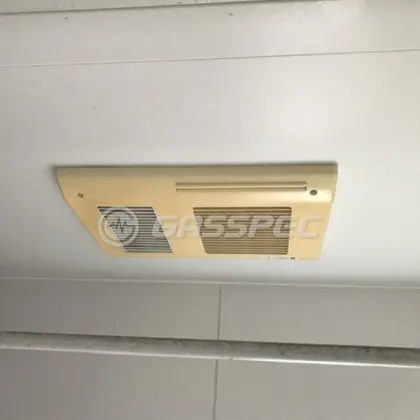 施工前の浴室乾燥機（BS-141SH）