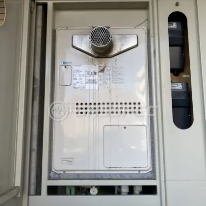 施工前の暖房熱源機（GTH-2434AWX3H-T）