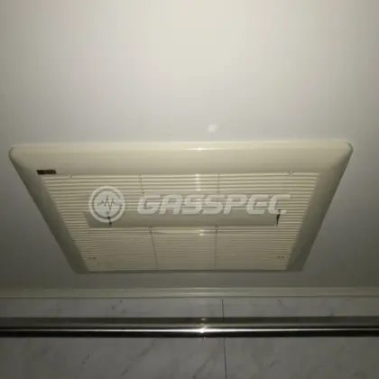 施工前の浴室乾燥機（BBD-3300ACSK-3）