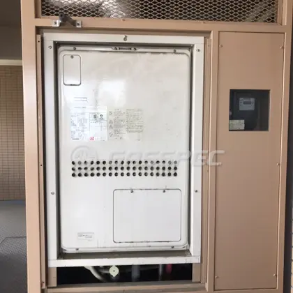 施工前の暖房熱源機（GTH-2413AWXH-H）