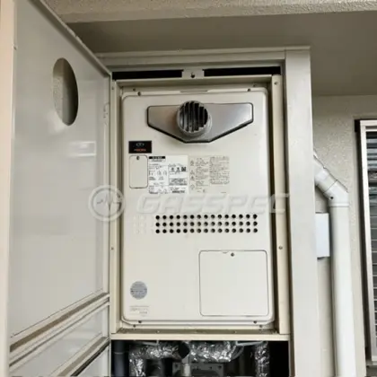 施工前の暖房熱源機（GTH-2434AWX6H-T）