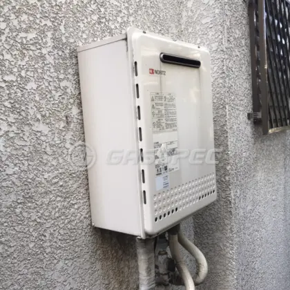 施工前の給湯器（GT-2028AWX）