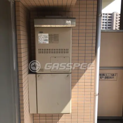 施工前の暖房熱源機（GTH-2417AWX）