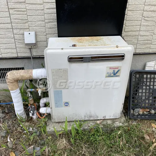 交換前の給湯器
