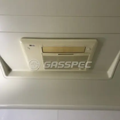 施工前の浴室乾燥機（BBD-3303ACSK）