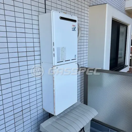 交換前の給湯器（リンナイ RUF-A2400SAW）