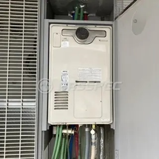施工前の暖房熱源機（RUFH-V2400SAT2-6）