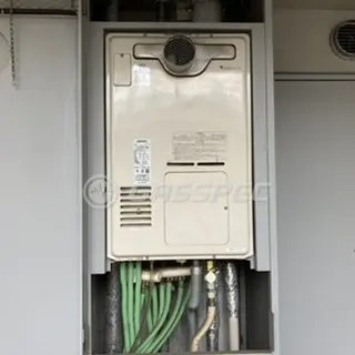 施工前の暖房熱源機（RUFH-V2400SAT2-6）