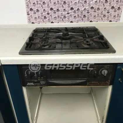 施工前のビルトインガスコンロ（RBG-30B5FC）