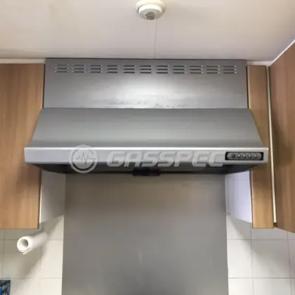 施工前のレンジフード（BFR-3B-903）