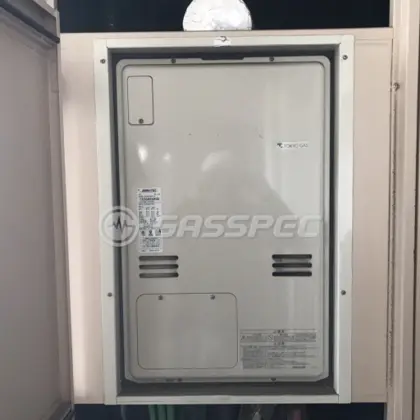 施工前の暖房熱源機（RUFH-V2403AU2-3）