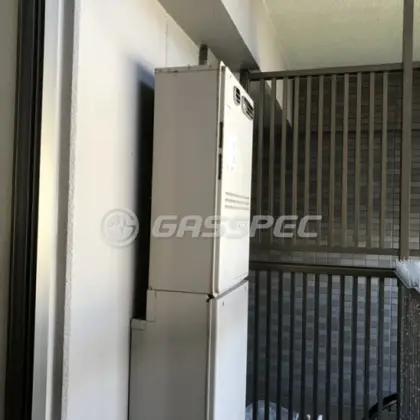施工前の暖房熱源機（GTH-2413AWXH）