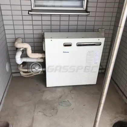 施工前の給湯器（FH-202AWDR）