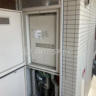 施工前の暖房熱源機（GTH-2434(S)AWX-H）