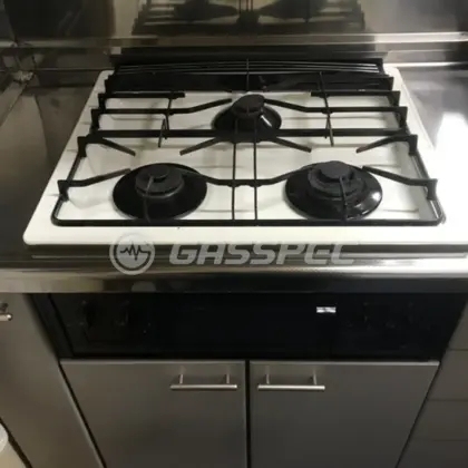 施工前のビルトインガスコンロ