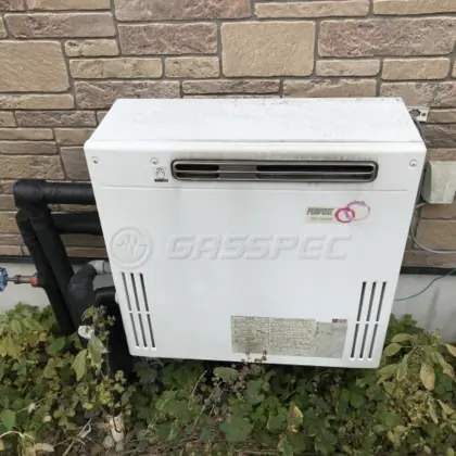 施工前の給湯器（GX-240AR）