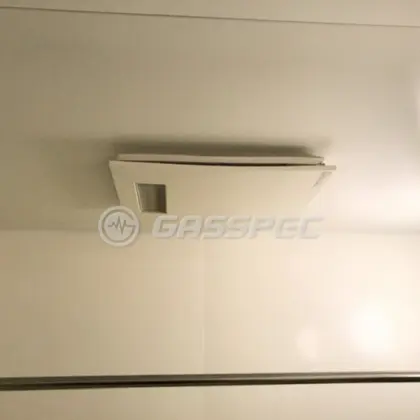施工前の浴室乾燥機（V141BZ-HT）